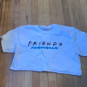FRIENDS medium crop tee shirt white